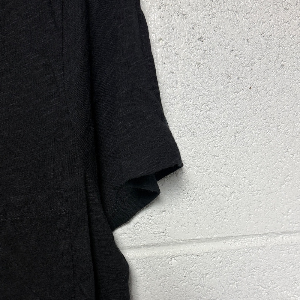 Caslon Women's Black V-Neck Short Sleeve Tee - Picture 6 of 9